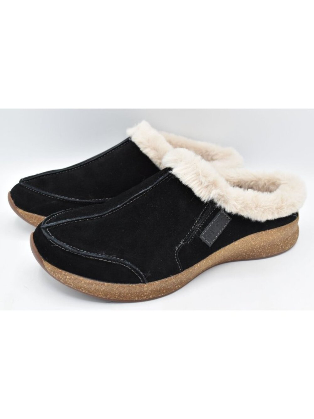 TAOS Womens Size 8 Future Black Suede Faux Fur Slip On‎ Clogs Mules Shoes